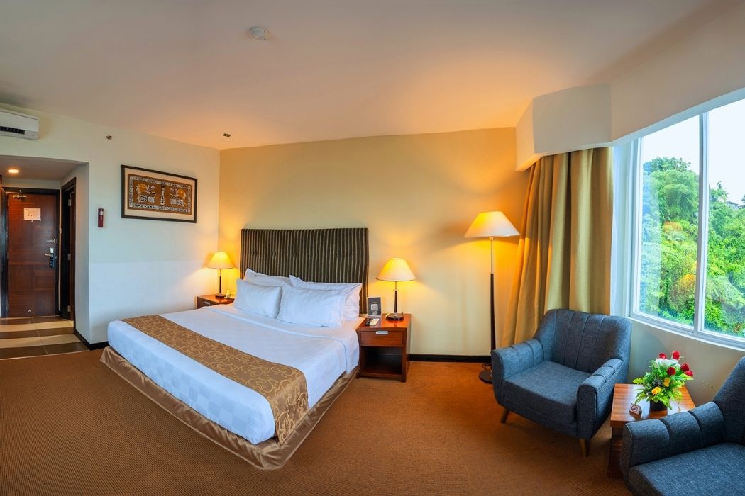 Premier Deluxe - Queen 002