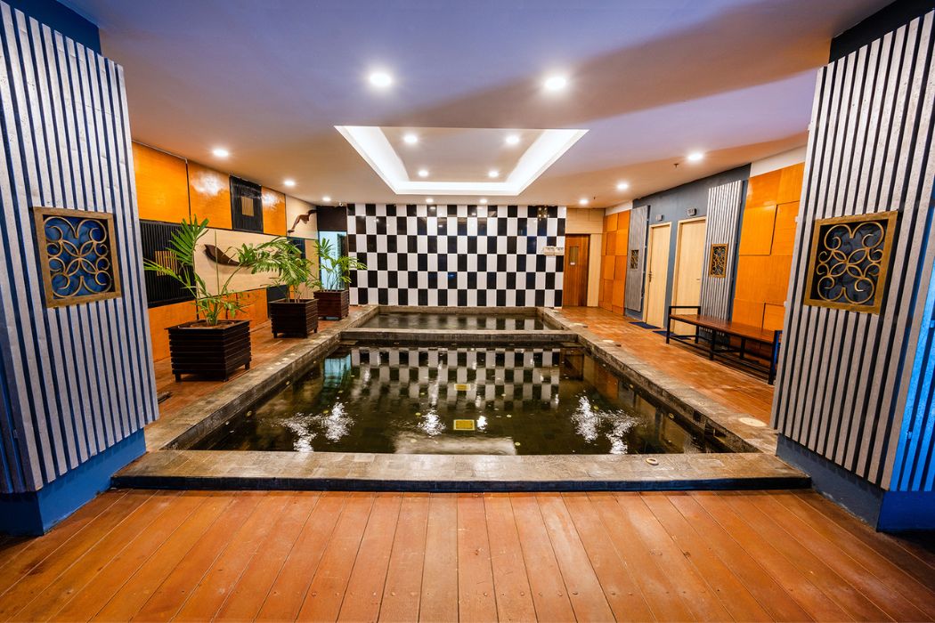 Whirlpool & Sauna - 002